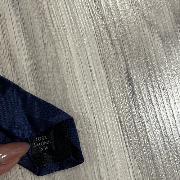 Halston Heritage Red Green Purple Tie Diamond Geo Pattern Navy Blue Career Wear - Picture 5 of 8